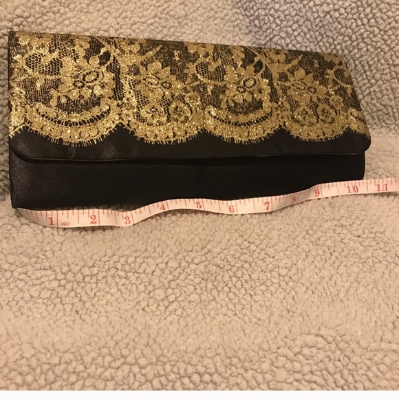 Black and Gold Clutch - Picture 2 of 4